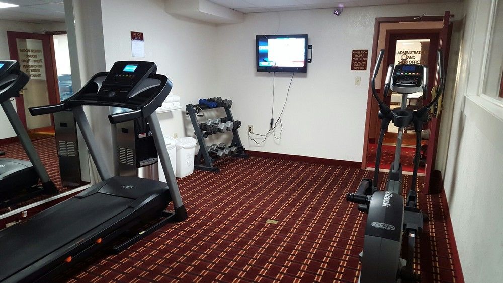 Ramada By Wyndham Medford Hotel & Conference Center ภายนอก รูปภาพ